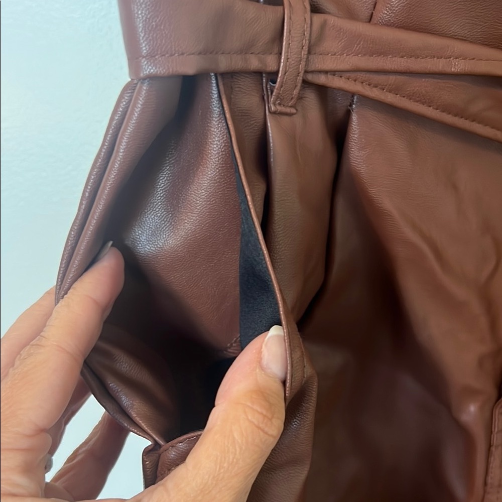 Brown High Waist Leather Shorts with Tailored Fit - Picture 5 of 7